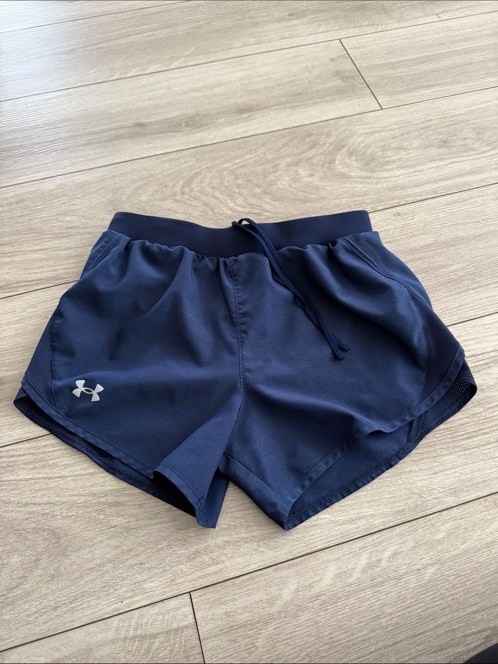 Under Armour Women's Fly-By 2.0 running shorts navy blue XS
